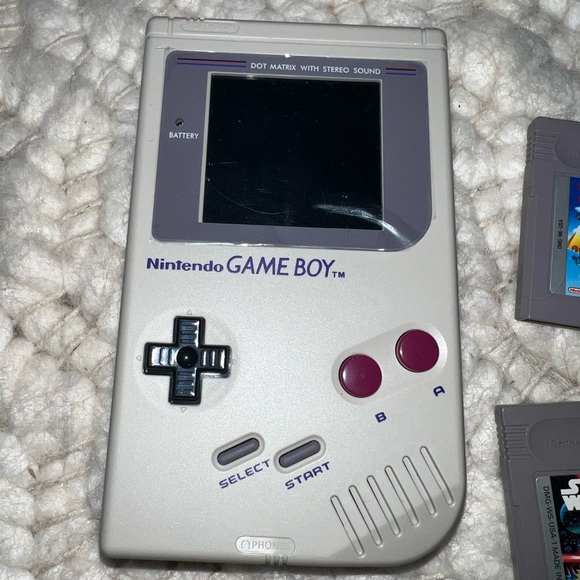 VINTAGE NINTENDO GAMEBOY Original + 3 game cartridges. Near perfect condition! - Picture 8 of 12
